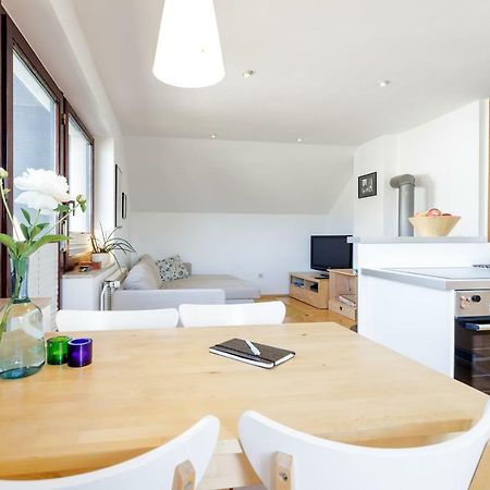 Cosy & Spacious Apt. Benc Жировница Экстерьер фото