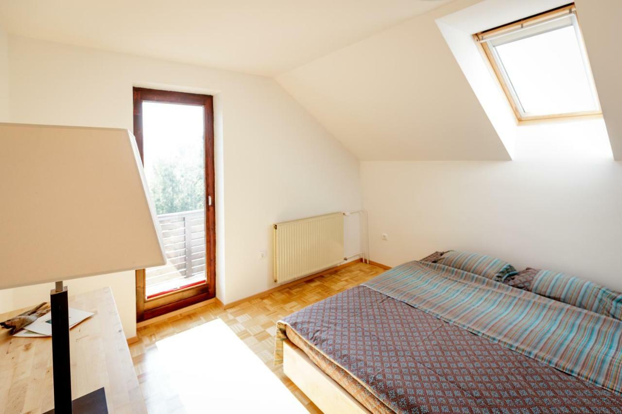 Cosy & Spacious Apt. Benc Жировница Экстерьер фото